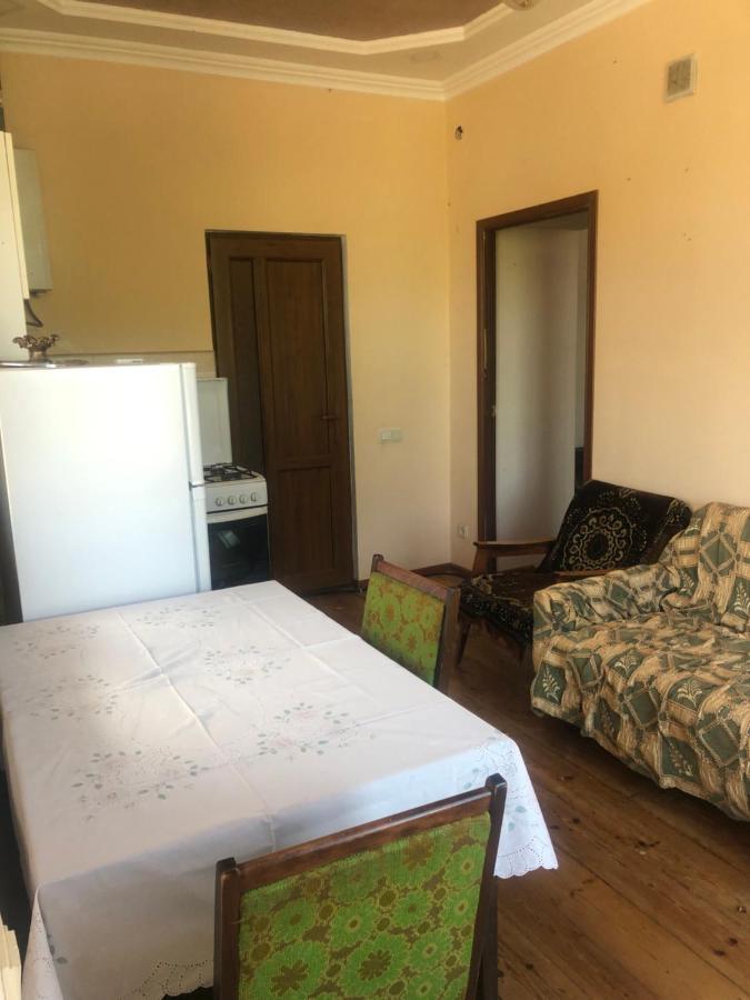 L&A Guest House Goris Extérieur photo