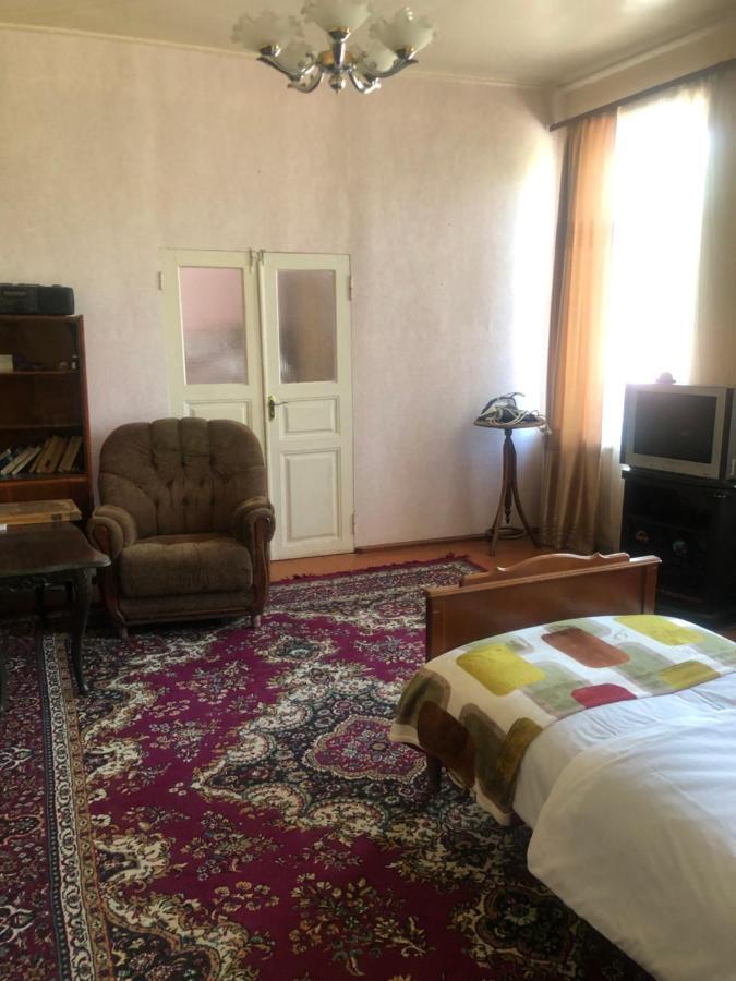 L&A Guest House Goris Extérieur photo